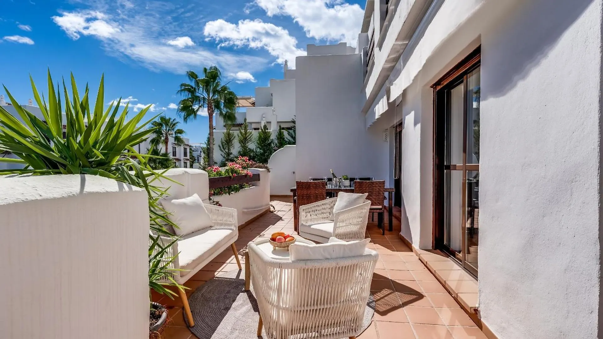 Prachtig Appartement Met Uitzicht Op Het Zwembad Estepona
