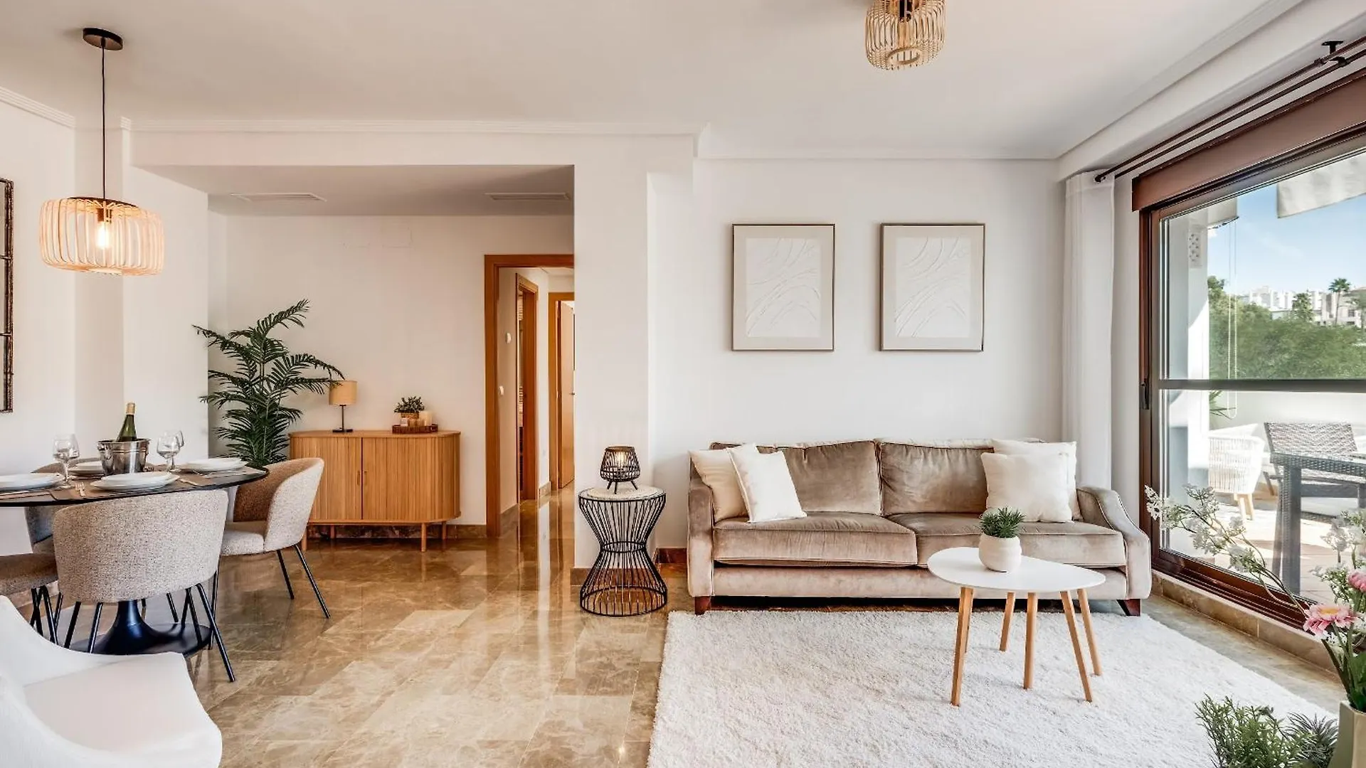 Prachtig Appartement Met Uitzicht Op Het Zwembad Estepona Apartment