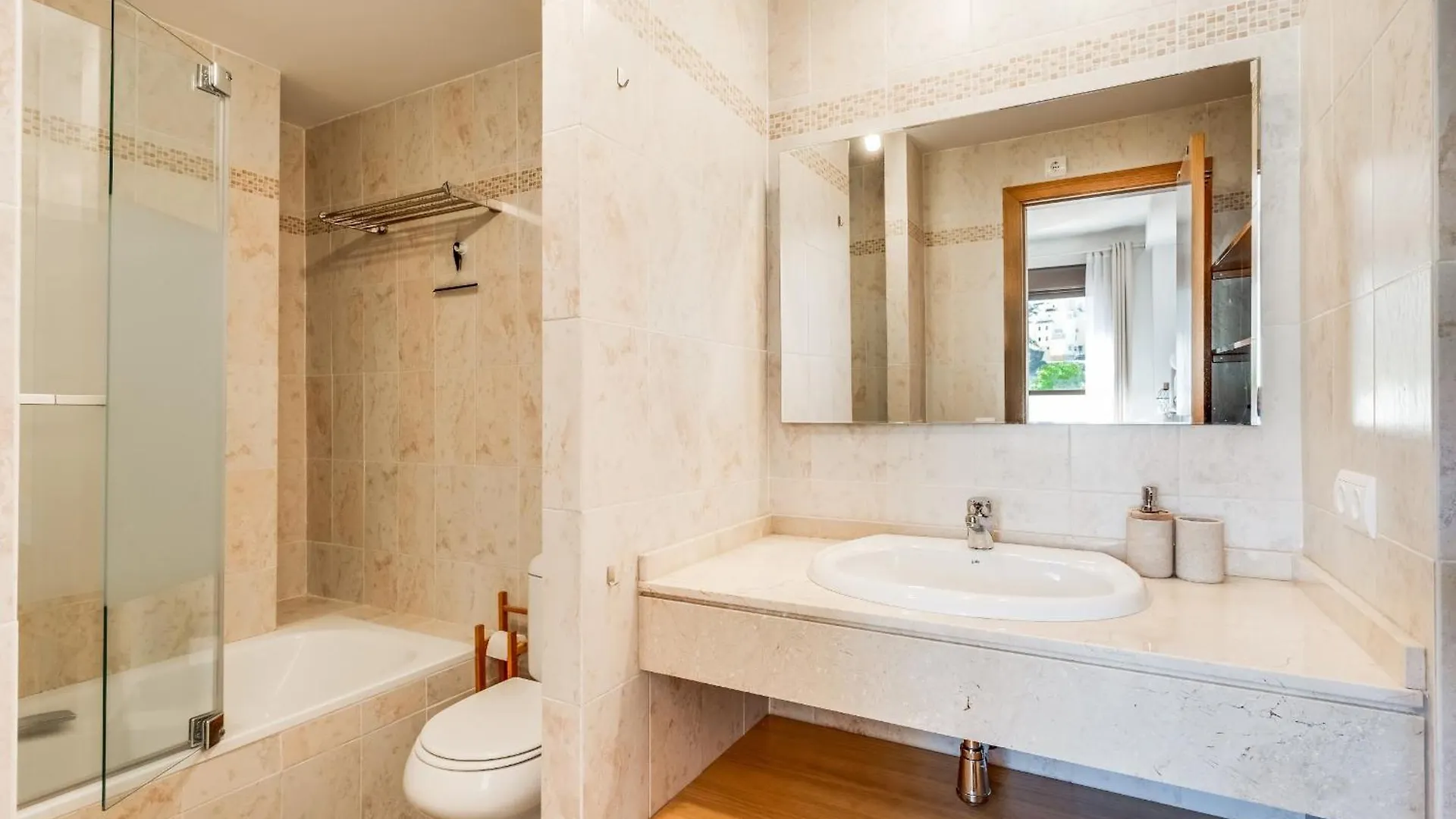 Prachtig Appartement Met Uitzicht Op Het Zwembad Estepona