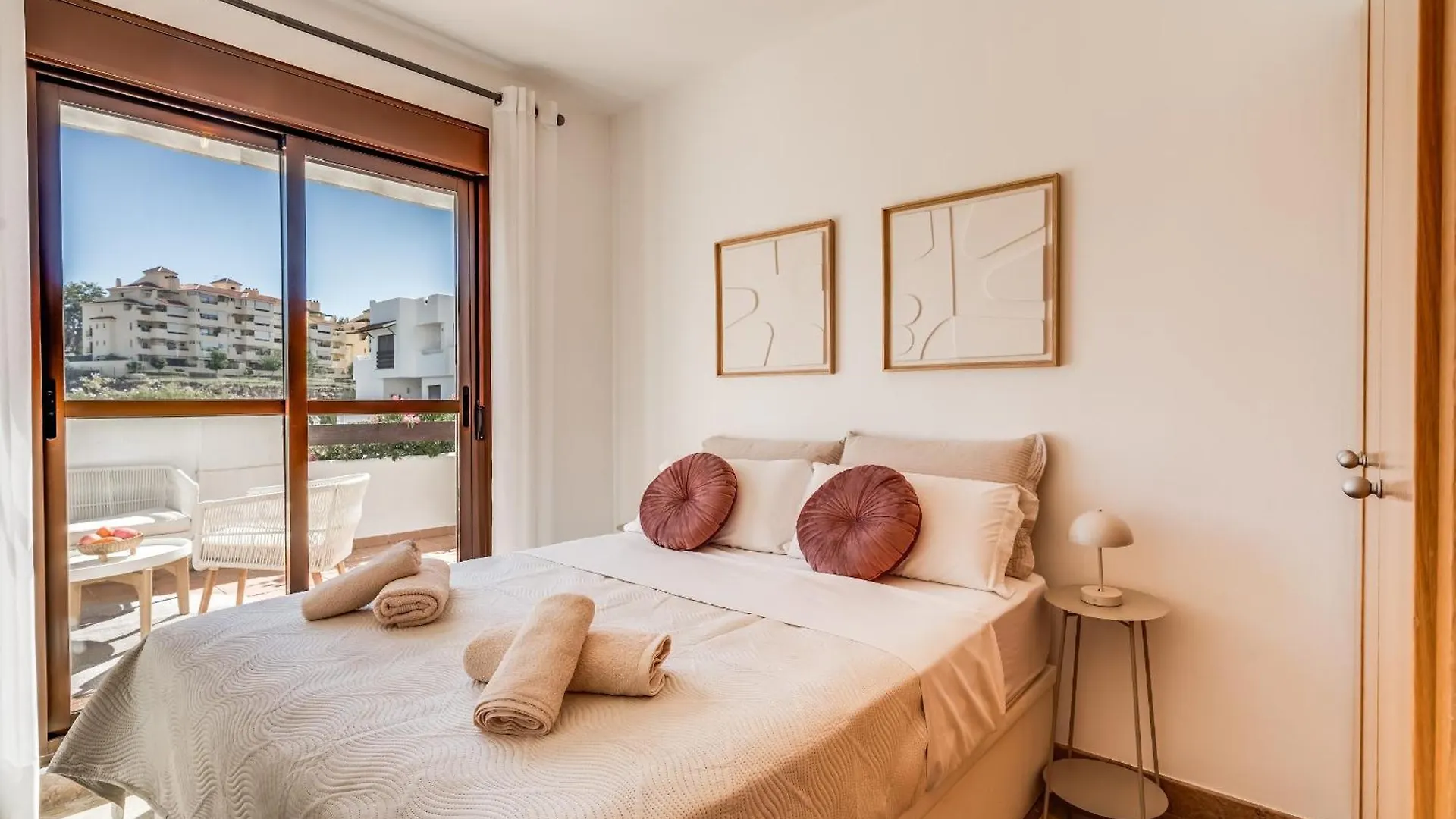 Prachtig Appartement Met Uitzicht Op Het Zwembad Estepona